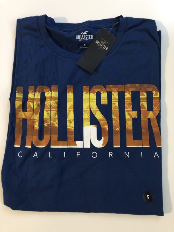 Hollister T-Shirt